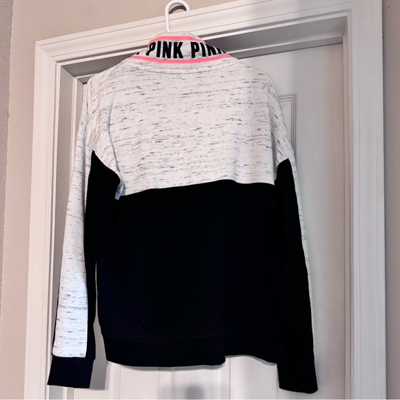 Victoria Secret PINK sweater - Picture 2 of 3